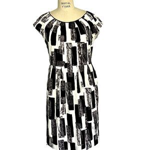 Donna Morgan Black White Painted Silk Lined Sheath  14